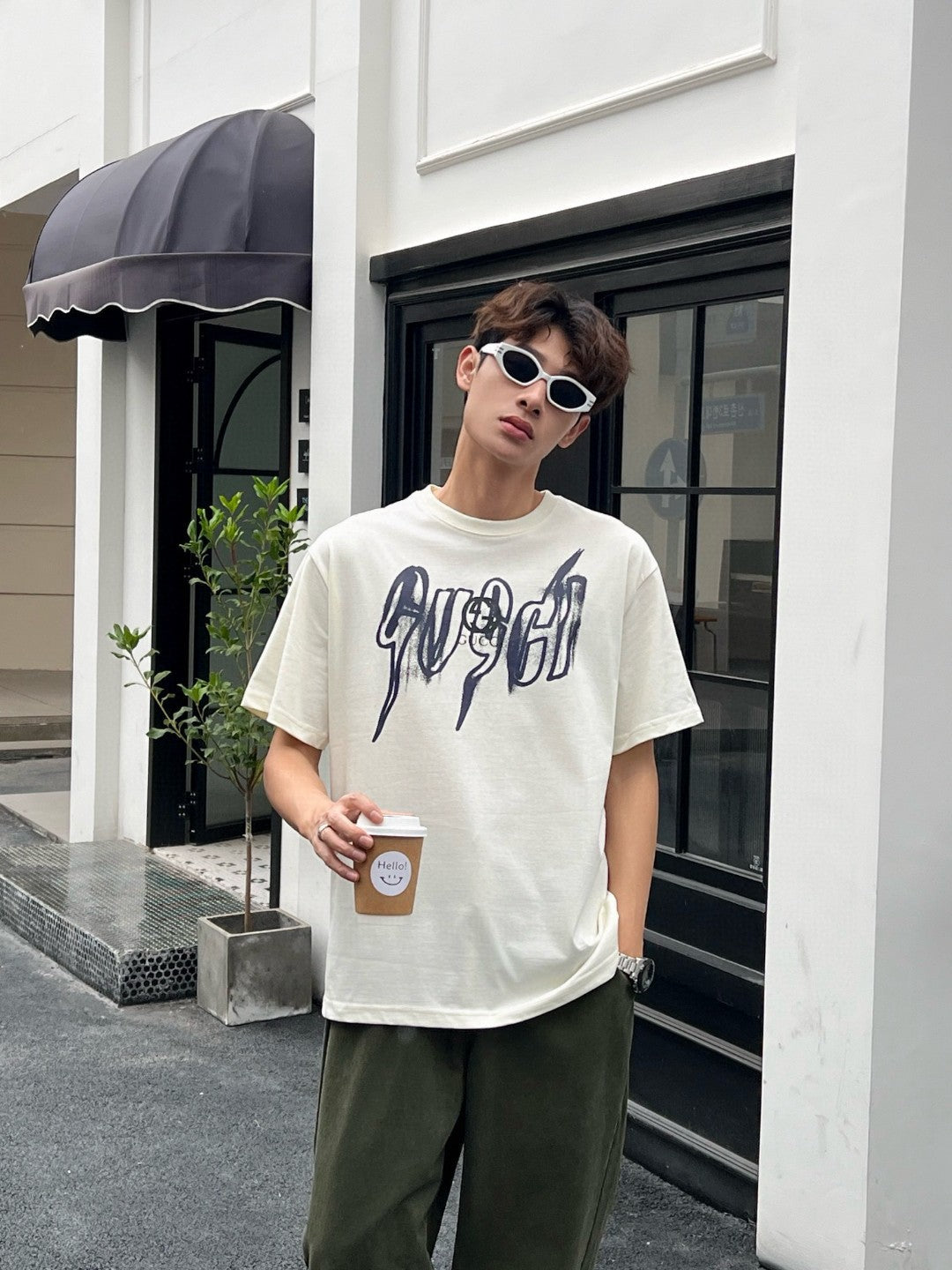 Gucci Graphic Cream T-Shirt