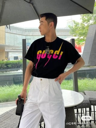 Gucci T-shirt with Retro Logo (Black)