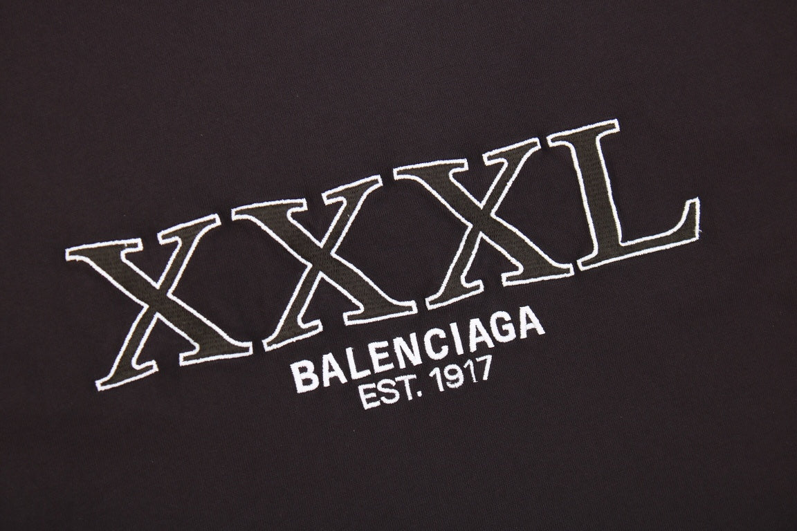 BALENCIAGA XXXL LOGO T-SHIRT BLACK