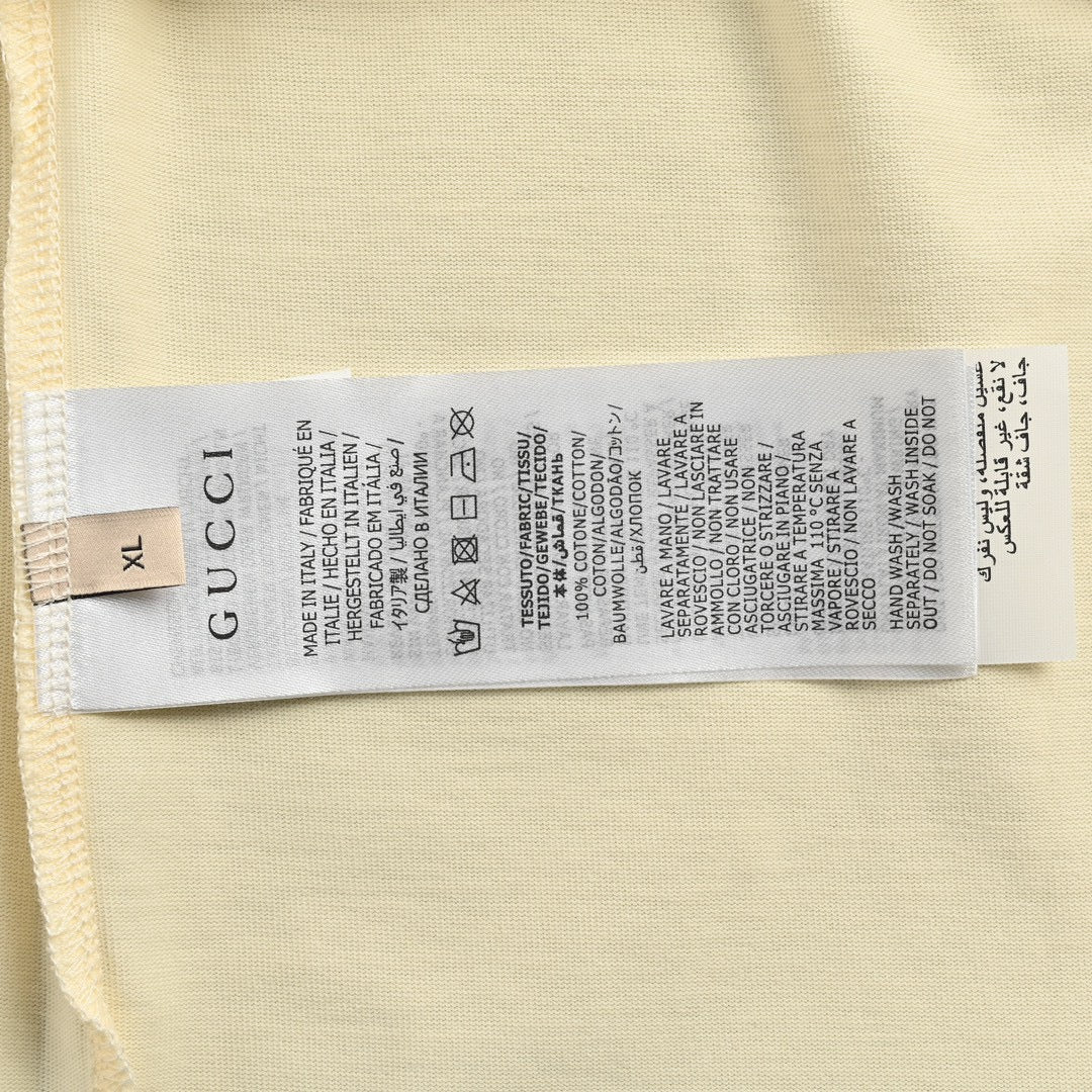 Gucci Strawberry Logo T-Shirt (Beige)