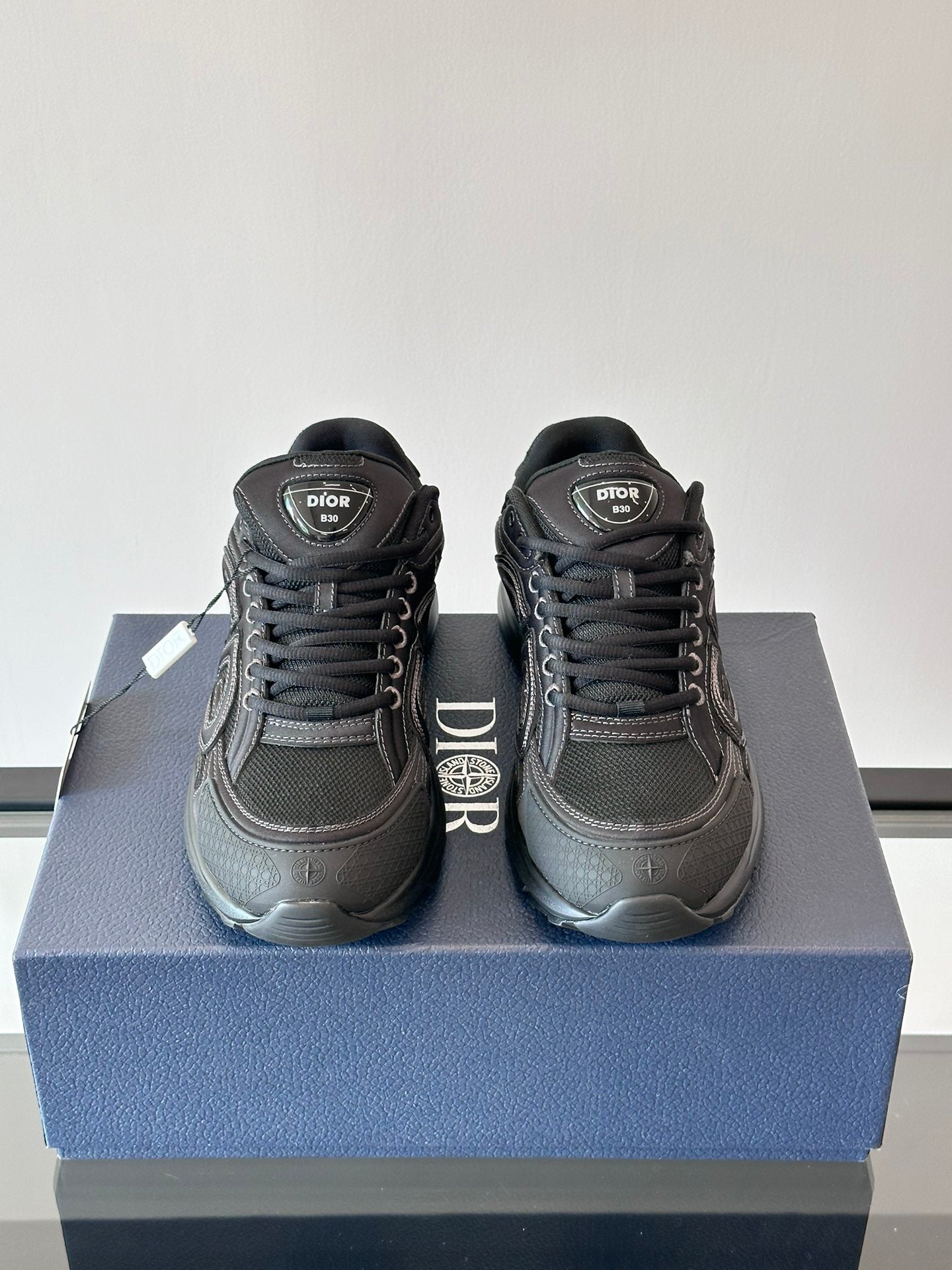 DIOR B30 BLACK