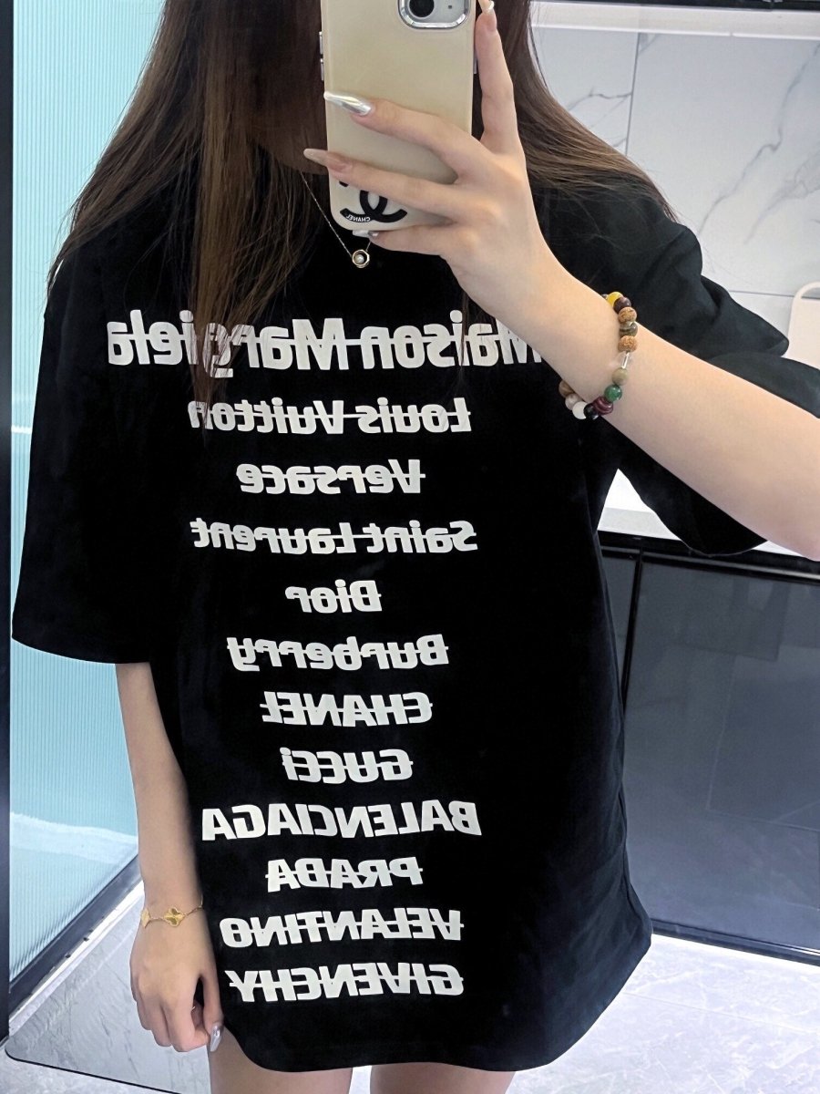 BALENCIAGA DESIGNER NAMES T-SHIRT BLACK