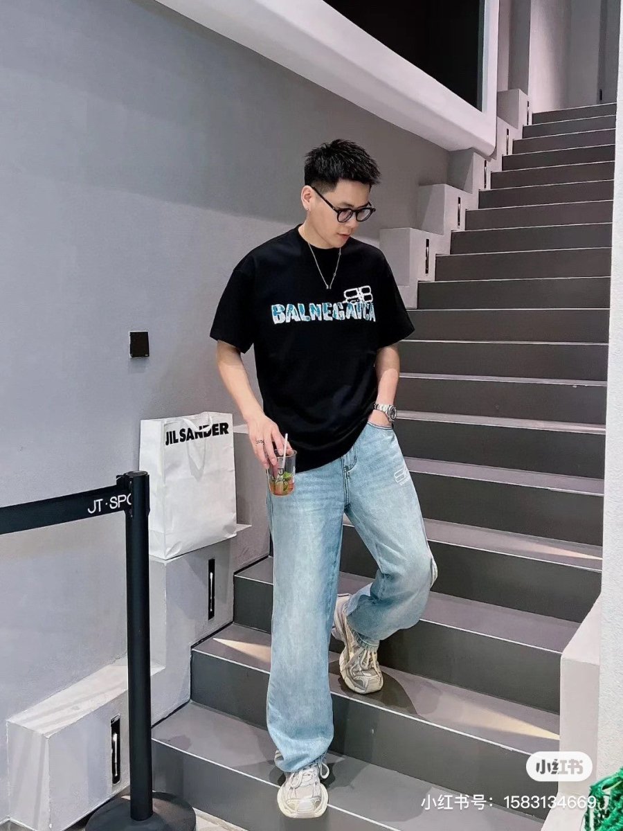 Balenciaga Distorted Logo T-Shirt