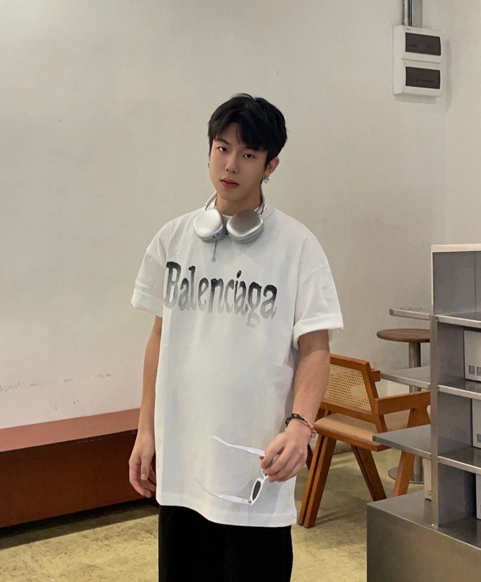 Balenciaga Gradient Logo T-Shirt