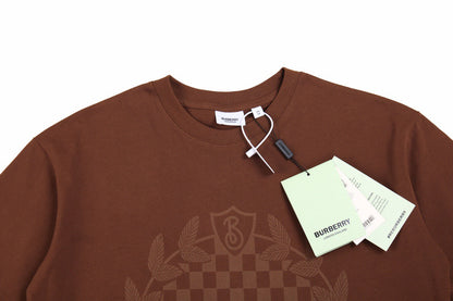 Burberry T-shirt with Checkered Crest