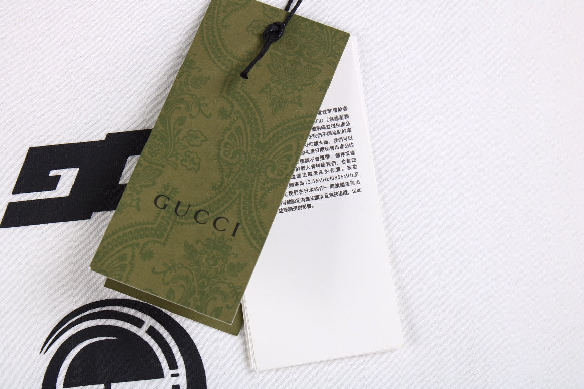 Gucci Graphic Logo T-Shirt